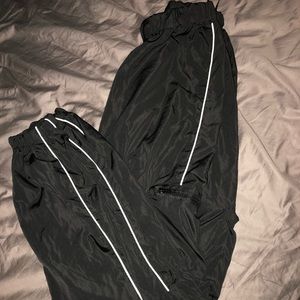women’s pro joggers